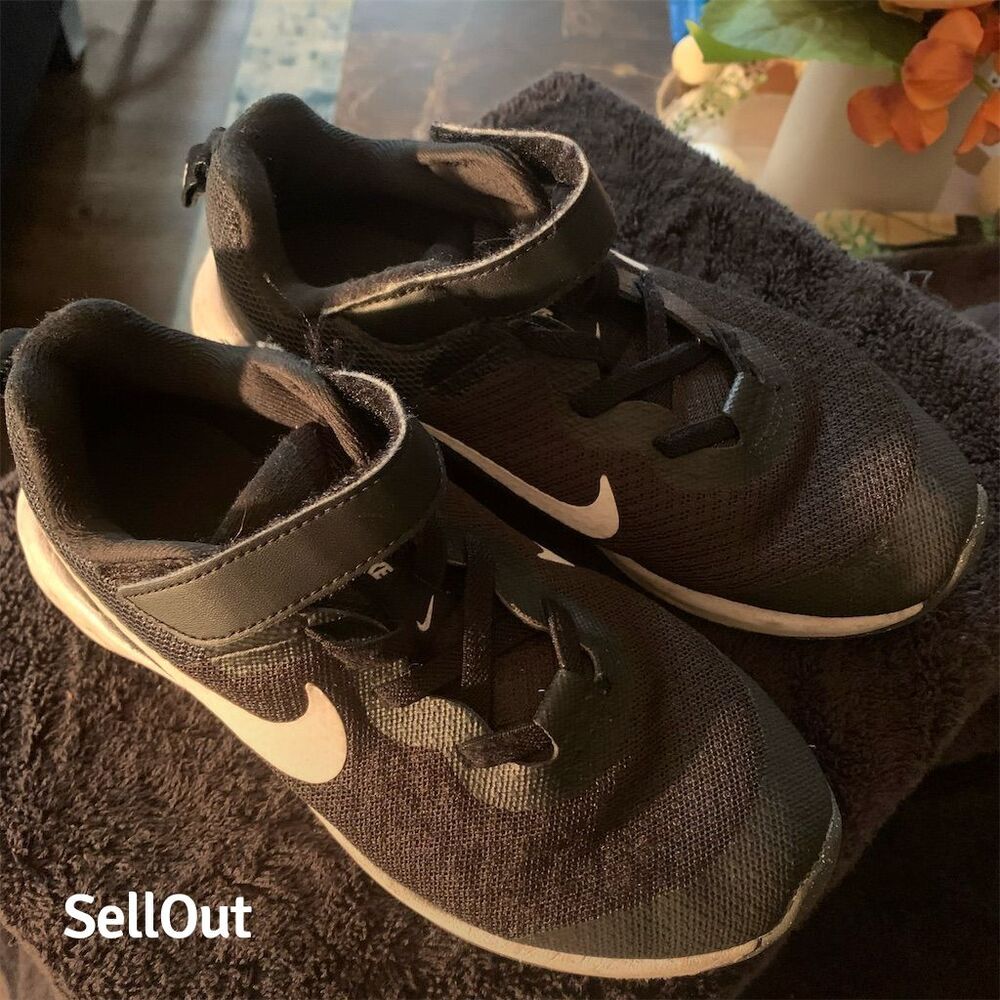 Nike Revolution 6 PS Kids' Black Sneakers Size 13C Athletic Shoes